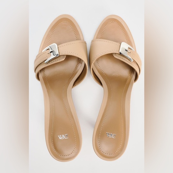 Zara Beige Nude Kitten Heel Sandals Mules *NEW W/Out TAGS* - Picture 2 of 5